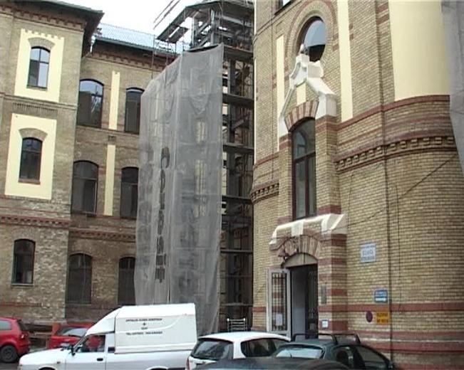 Şefii a două spitale, cereri către Seplecan. „Avem clădiri din secolul XIX, revendicate şi răspândite în tot oraşul