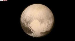 Un nou lanţ muntos, descoperit pe Pluto