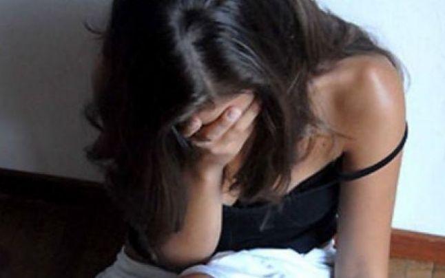 O tânără din Cluj, bătută şi cât pe ce să fie violată de fostul prieten. Acesta o teroriza zi şi noapte de mai bine de o lună