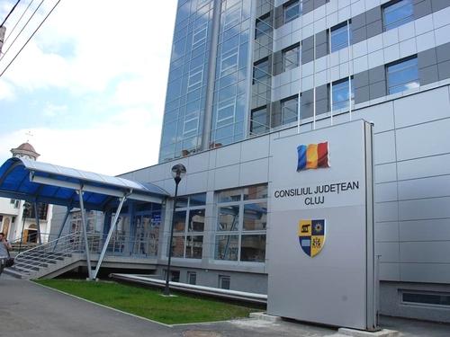 Incredibil. Proces CJ Cluj împotriva CJ Cluj. Pe cine reprezintă juriştii instituţiei