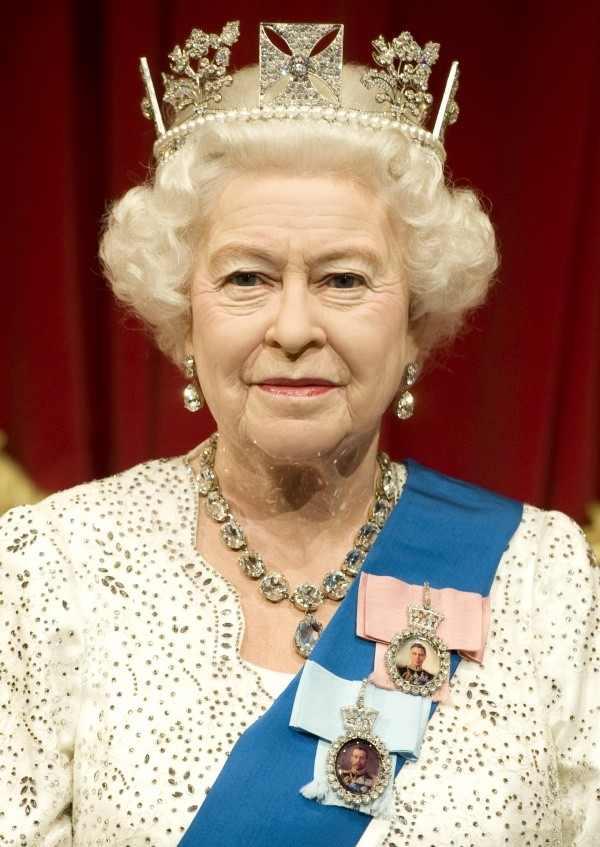 Plan al reţelei Stat Islamic vizând asasinarea reginei Elizabeth şi a prinţului Charles, dejucat în Marea Britanie