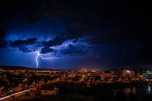 Nu scăpăm de precipitaţii! Clujul, sub cod galben de ploi