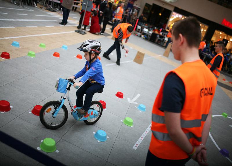 Micul Biciclist și siguranța lui revine la Polus Center (P)