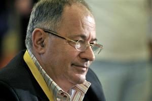 Ordin pe unitate: ciuruiţi doctorii!