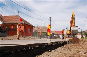 Peste 7 milioane de lei se întorc de la Bucureşti la Cluj pentru drumurile judeţene. Vezi unde merg banii