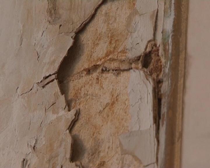 Comisia de buget a decis majorarea impozitului pe clădirile şi terenurile neîngrijite