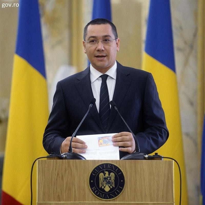 Ponta ironizează un cunoscut politician clujean. „Un clovn față de care Vanghelie e un intelectual rasat