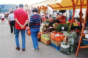 Produse de sezon la preţ de producător, la Zilele Recoltei