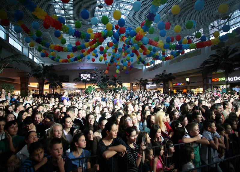 Polus Center Cluj aniversează 8 ani de la inaugurare (P)