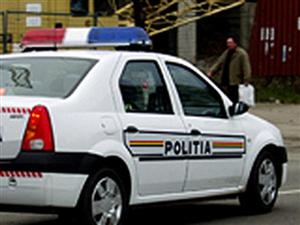 Şofer arestat preventiv pentru 30 de zile: băut la volan, s-a izbit într-o autospecială de poliţie