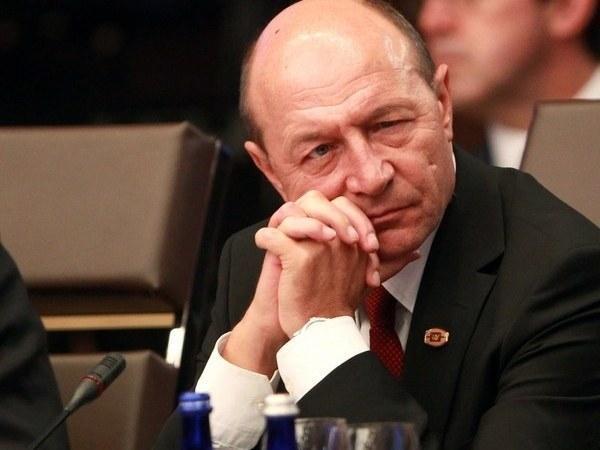 Băsescu, ales în unanimitate preşedinte al Mişcării Populare: Sper ca la următorul congres, MP să fie partid de guvernare