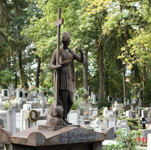 Tururi ghidate şi concert de muzică clasică în Cimitirul Central 