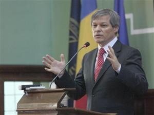 Dacian Cioloş, desemnat de Iohannis pentru funcţia de premier