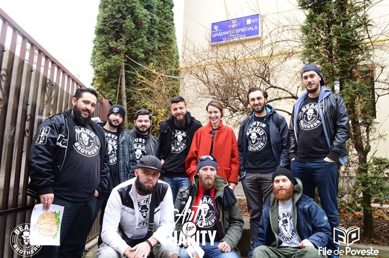 Bărboşii din Cluj strâng bani pentru un taxi comunitar 