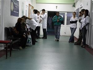 Weekend de foc pentru medicinişti. Peste 5000 de candidaţi din toată ţara vor susţine examenul de rezidenţiat