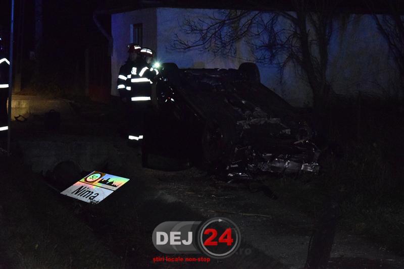 Fiul lui Silviu Prigoană, implicat într-un accident la Cluj. Maşina sa a ajuns cu roţile în sus VIDEO