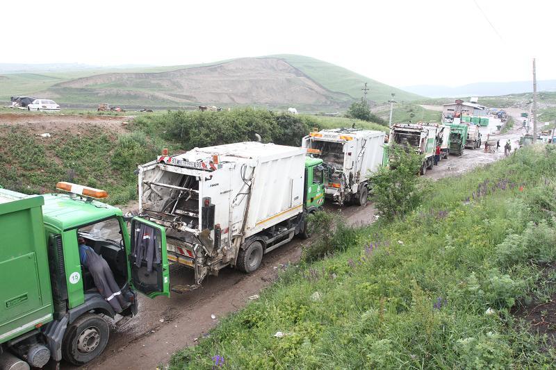 Gunoaiele din comuna Baciu ajung la Odorhei. Cât plăteşte primăria în plus