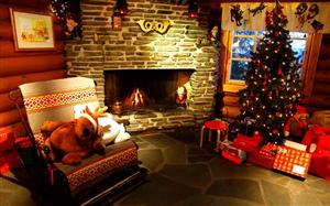 Crăciunul, sărbătoarea naşterii lui Iisus, cu brad împodobit, daruri şi colinde