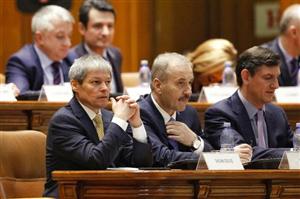 Guvernul a pus gând rău pensiilor speciale ale aleşilor locali