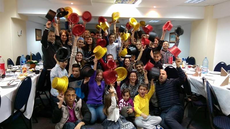 Tabără de excepție la Cluj pentru 50 de copii și tineri cu insuficiență renală cronică