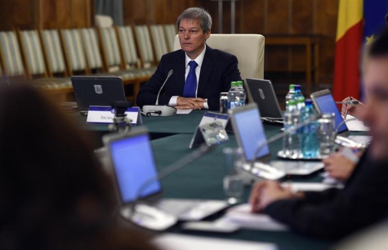Ultima şedință de Guvern pe 2015. Salariul minim ar putea să crească 