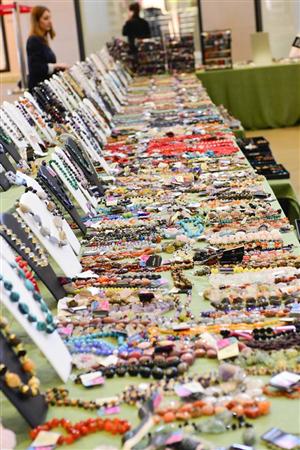 Promoții ispititoare, la Expomineralia și Bag Expo, în Iulius Mall Cluj (P)