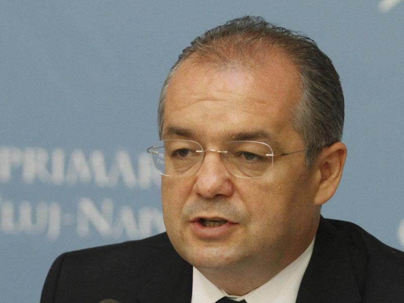 Emil Boc face ”naveta” Cluj - SUA