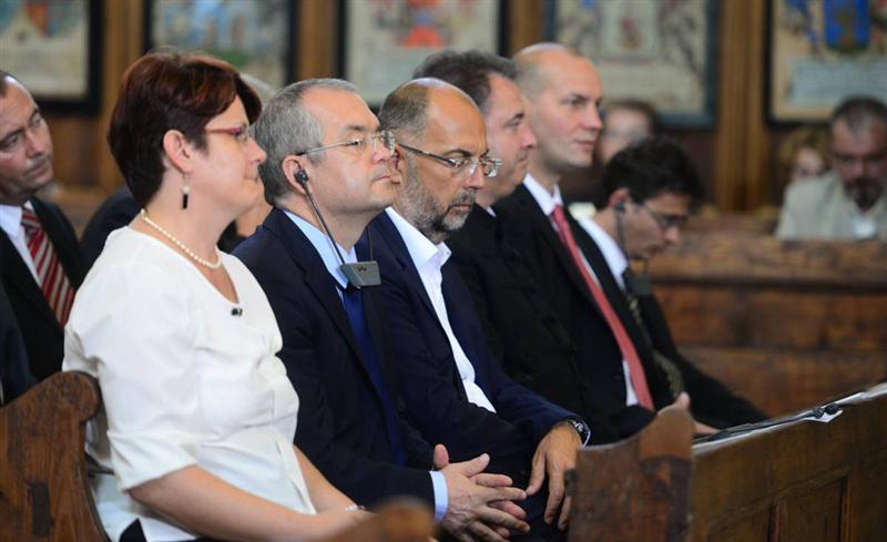 Boc concurează cu două doamne pentru scaunul de primar. Poate chiar cu trei