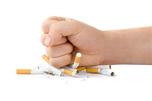 Legea care interzice fumatul în spaţii publice, discutată la Curtea Constituţională