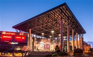 Incursiune multiculturală în 16 ţări reunite în Global Village, la Iulius Mall Cluj (P)