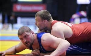Rezultate excelente pentru sportivii clujeni la Campionatele Naţionale de lupte pentru seniori