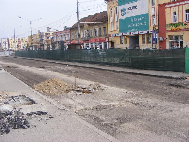 Şoferii sunt nemulţumiţi de circulaţia din Piaţa Gării. Soluţia unui taximetrist