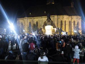 Legea defăimării încinge spiritele. Protest în centrul oraşului