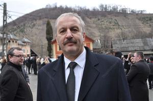 Dîncu nu renunţă la regionalizare. A convocat şefii agenţiilor de dezvoltare 