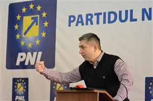 Alin Tişe îl ia în colimator pe Dragnea pe subiectul „naţionala de fotbal pe Cluj Arena