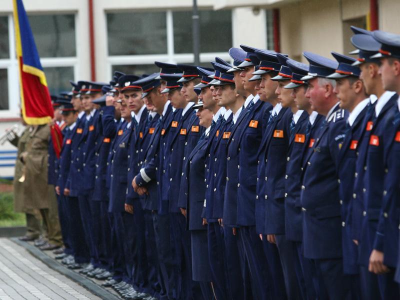 Se apropie Ziua Porţilor Deschise la Şcoala de Poliţie