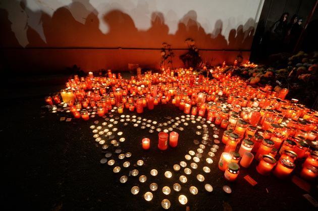 Încă un tânăr a decedat, la câteva luni de la incendiul din Colectiv