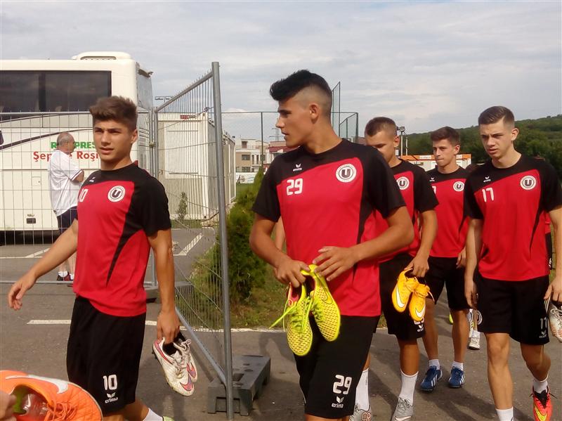 Ori la bal, ori la spital. Decizia privind falimentul lui 