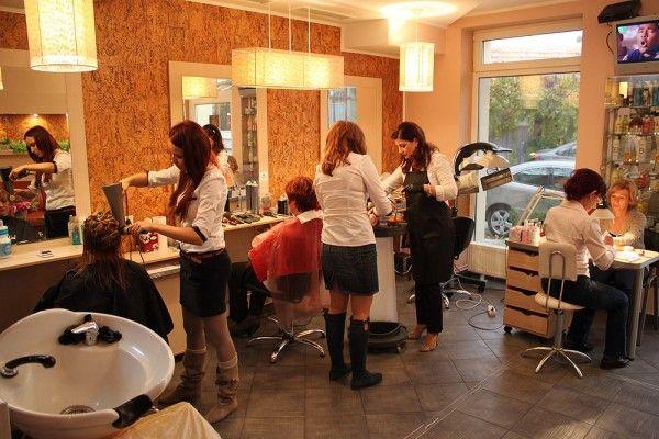 8 milioane de lei amenzi de la fisc pentru florării, saloane şi localuri