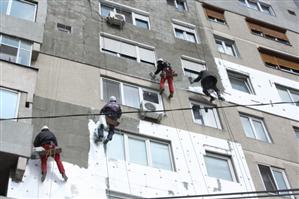 Finanţări europene pentru drumuri judeţene şi izolarea clădirilor