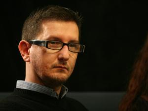 Dispută pentru șefia Uniunii Scriitorilor. Un cunoscut scriitor și teatrolog clujean cere să fie exclus