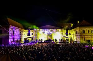 Artiștii români, invitați pe scenele Electric Castle