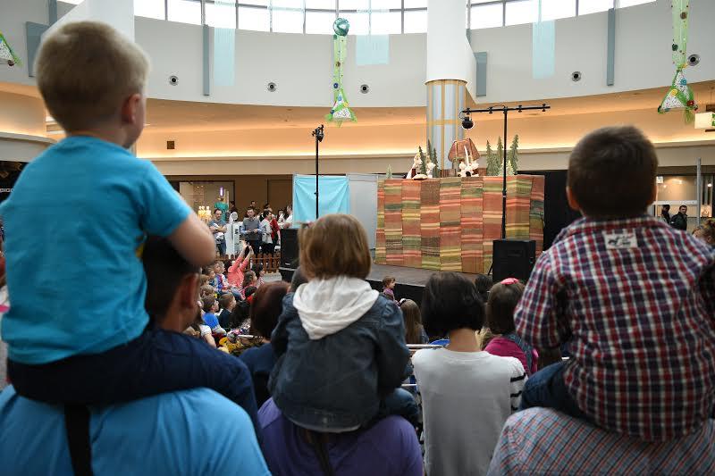 Săptâmâna Teatrului de Păpuşi Puck la Polus Center (P)