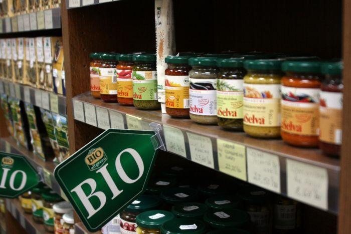 Produsele bio vândute la noi sunt pline de chimicale