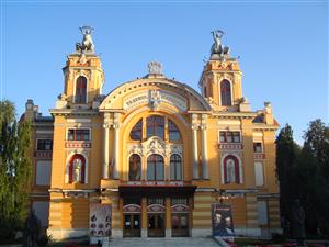Arta contemporană și teatrul. La Naționalul din Cluj