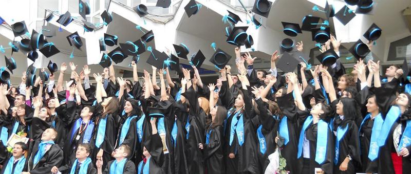 Situaţie dezastruoasă în învăţământul universitar. Numărul studenţilor a scăzut cu 30% în 25 de ani