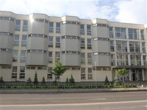 Vacanţă pentru unii, muncă intensă pentru alţii. Două licee clujene intră în reparaţii peste vară şi aşteaptă fondurile elveţiene