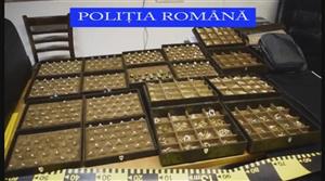 Clujean reţinut de poliţişti pentru comerţ cu produse contrafăcute în valoare de 350.000 de euro