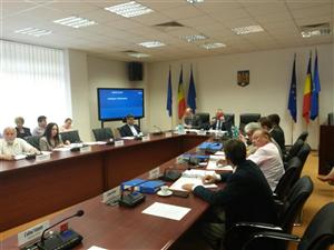 Negocierile PNL-UDMR Cluj intră în prelungiri. Care sunt funcţiile de viceprimar care încă se discută