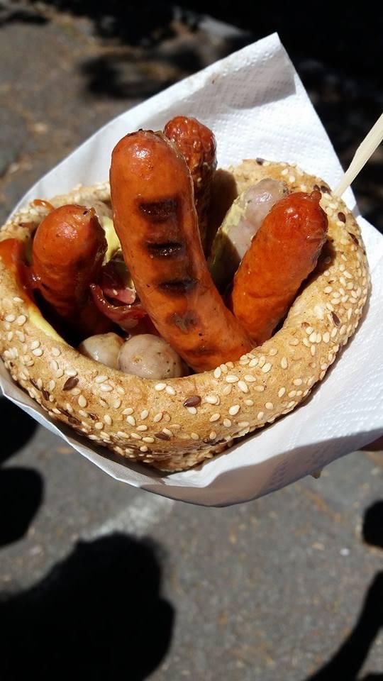 Gurmandia, ţara pofticioşilor. S-a deschis cel mai mare food-court din Cluj FOTO